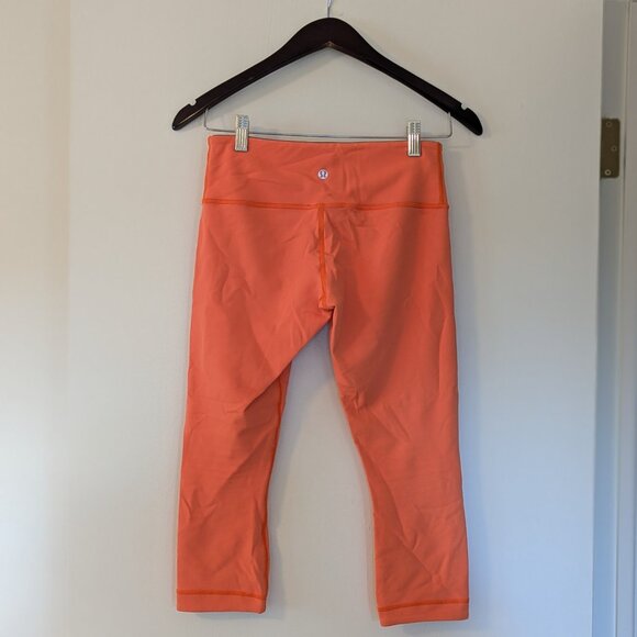 Lululemon Wunder Under Low-Rise 1/2 Tight Full-On Luxtreme 17" - Reversible - 8 - Picture 10 of 10